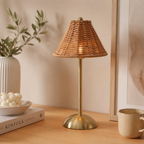 Kvällsro | Trådlös Bordslampa i Bambu