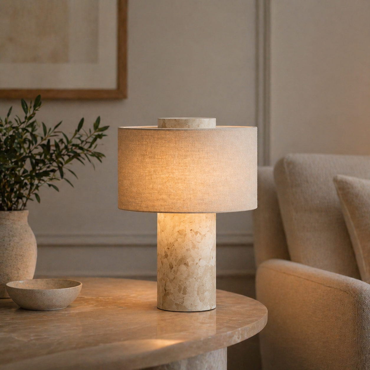 Petra | Portabel Bordslampa i Naturlig Marmor