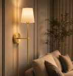 Goldén | Dimbar Vägglampa i Slank design
