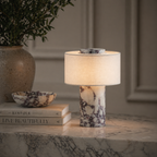 Petra | Portabel Bordslampa i Naturlig Marmor